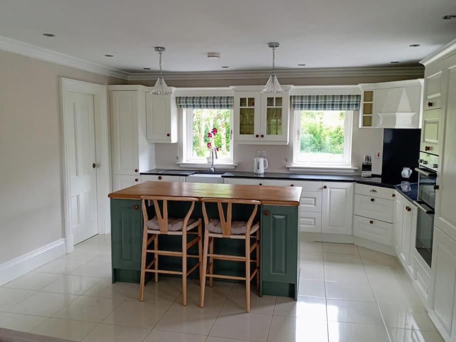 Conveniently Located House To Enjoy All Of Kerry Tralee Eksteriør billede